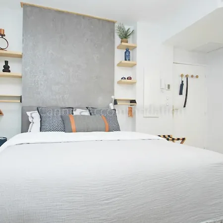 Apartment Carre